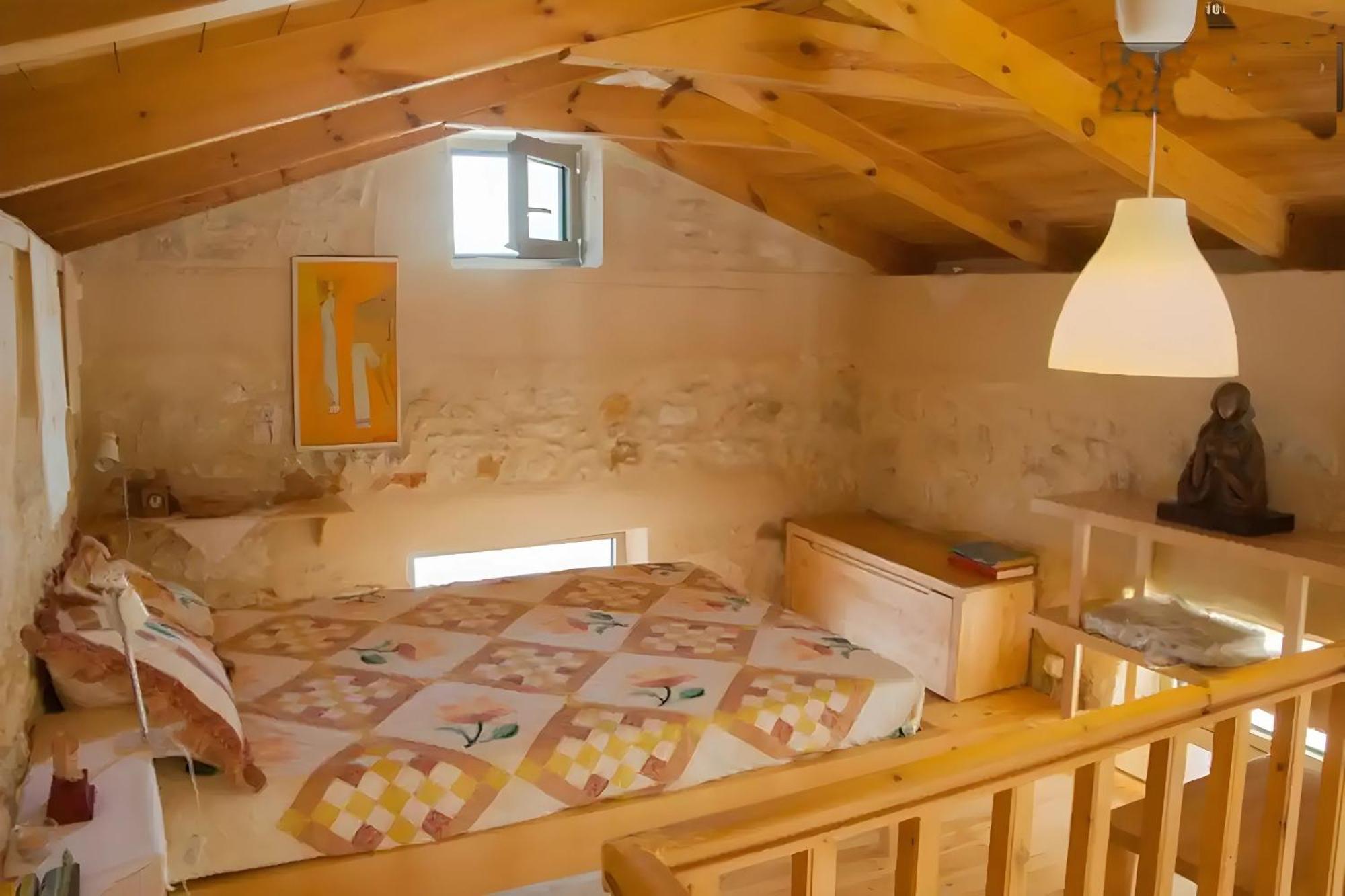Apartment Stone House With Loft In Historical Centre